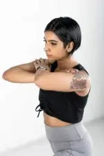Dour-Swirl-Crop-Top-Black-02-150x225.webp