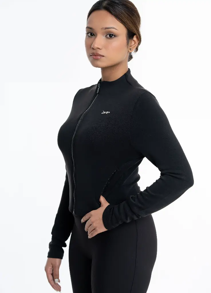 Air-Form-zip-up_Black_02.webp