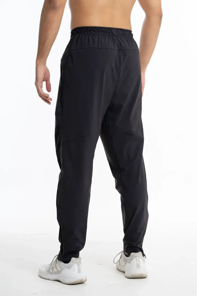 Link-Joggers_black_02.webp