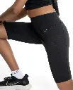 Runners-Shorts_Black_03.webp